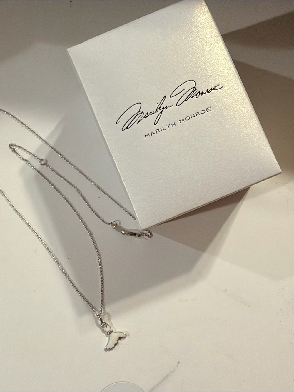 Marilyn Monroe Diamond/Enamel 925 sterling Silver Zales Necklace